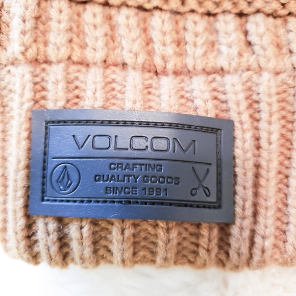 Volcom beanie - Picture 2 of 2
